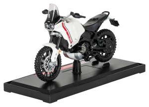 Model Maisto  Ducati Desert X 1:18